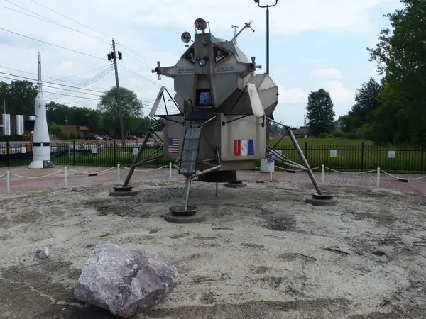 Мемориал первого полета Нила Армстронга