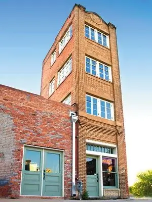 Здание Ньюби-МакМэхон