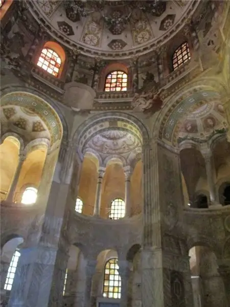 Базилика Сан-Витале