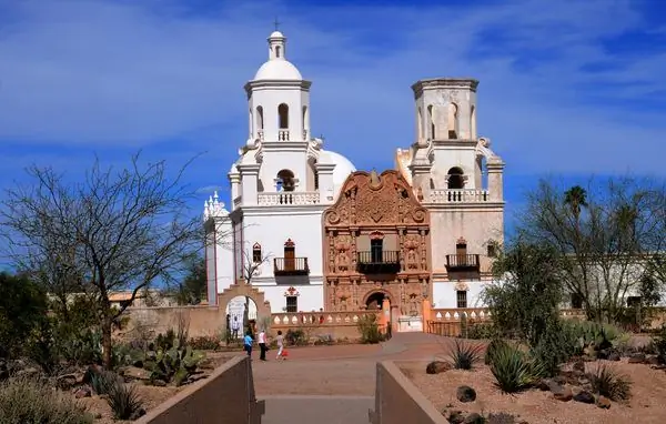 Миссия Сан-Хавьер-дель-Бак