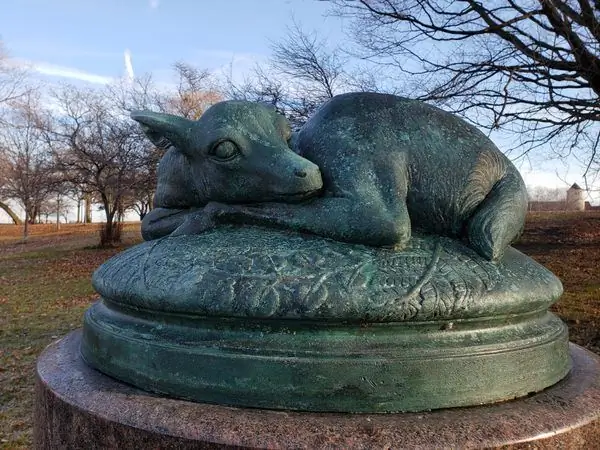 Мемориальный фонтан Дэвида Уоллаха