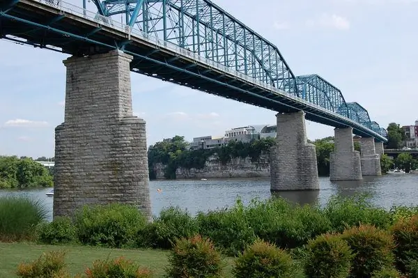 Мост на Уолнат-Стрит