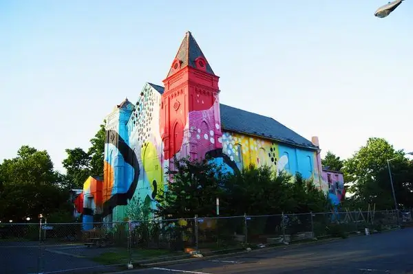 Психоделическая церковь на юго-западе округа Колумбия