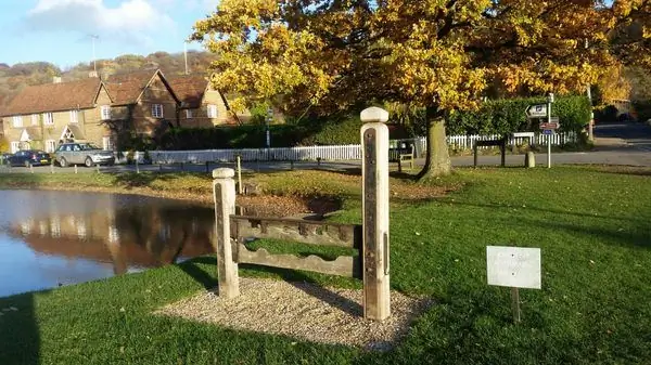 Акции Олдбери и пост для битья