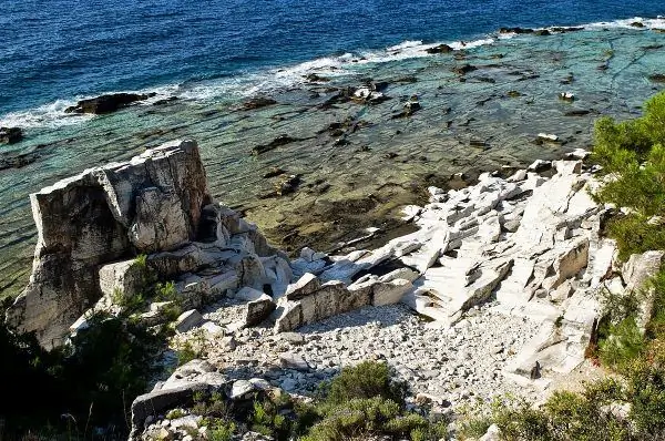 Аликийский древний мраморный карьер