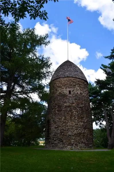 Старый пороховой дом