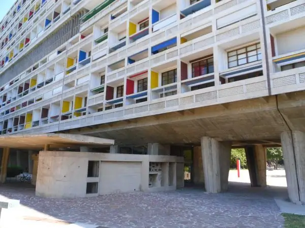 Unite d'Habitation и Лучезарный город