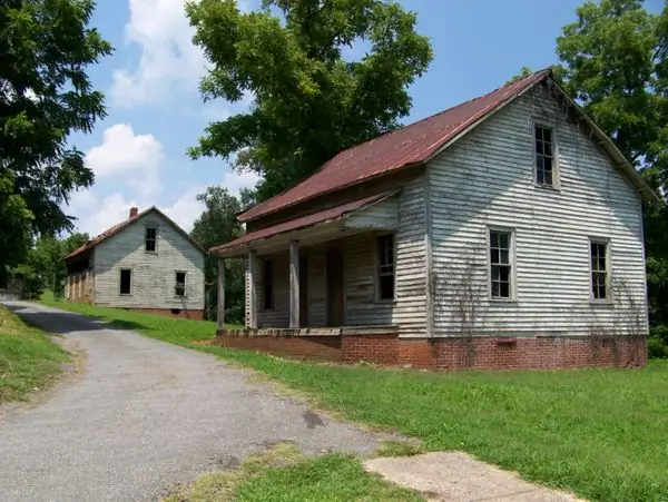 Заброшенная деревня Генри Ривер Милл