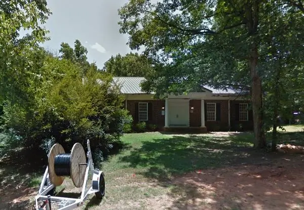 Этот жилой дом скрывает неприятный секрет