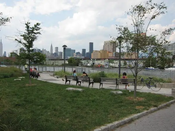 Манхэттен Авеню Стрит Энд Парк