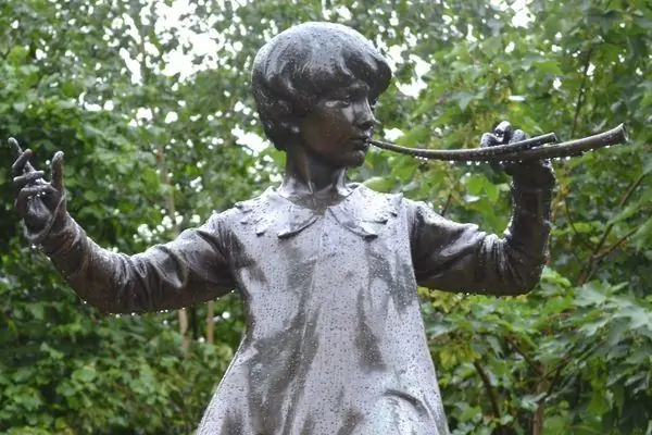 Статуя Питера Пэна в Лондоне