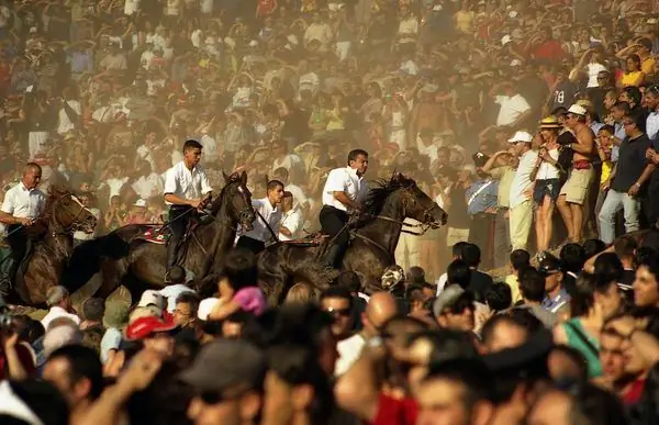 Фестиваль L'Ardia di San Costantino