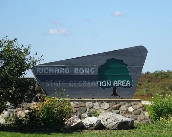 Люди продолжают красть вывески в парке «Бонг» в Висконсине