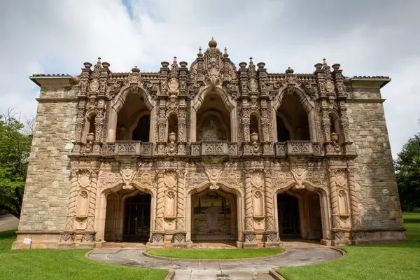 Самое большое кладбище на юго-востоке Америки