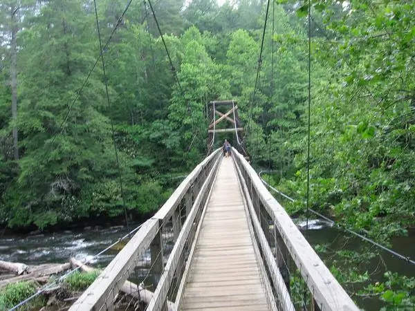 Разводной мост через реку Токкоа
