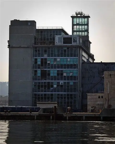 Верфь Хантерс Пойнт