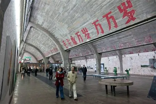 Зал 798 Art Factory, бывшего оружейного завода.