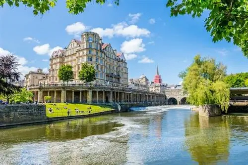 10 способов приятно провести время в Бате, не тратя деньги