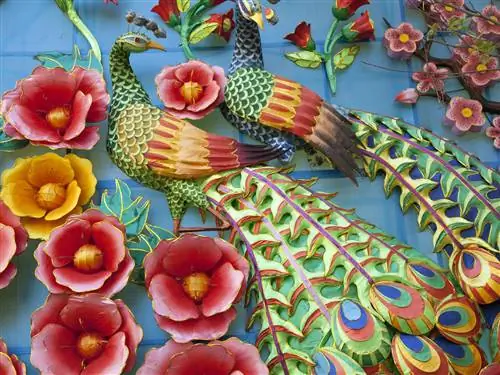 В дополнение ко всей американской истории, семьи, путешествующие в Филадельфию в День поминовения, смогут насладиться фестивалем китайских фонарей.