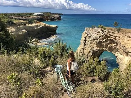 На велосипеде по пляжам Ангильи