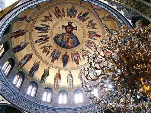 В центре внимания: Греческая православная Пасха