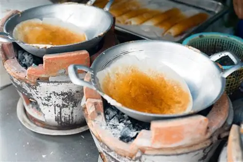 Апонг - это блинчик на Пхукете, приготовленный из рисовой муки и подслащенный. Апонг - это блинчик на Пхукете, приготовленный из рисовой муки и подслащенный.