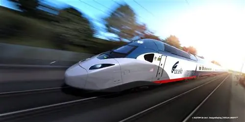 Крупный план высокоскоростного поезда Amtrak Acela на пути