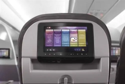 Новые развлечения на борту American Airlines.