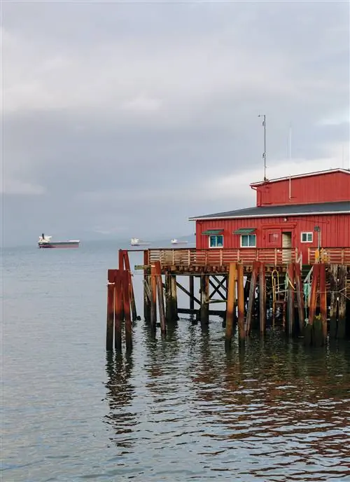 Историческая пилотная станция Pier 14 в Астории