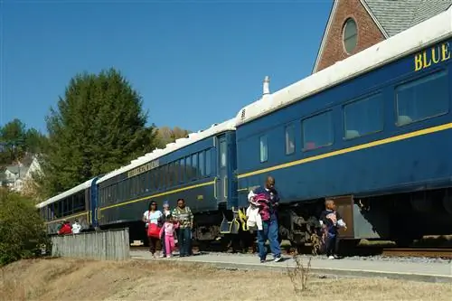 Blue Ridge, GA, Georgia, Blue Ridge Scenic Railway, пассажирский поезд. Изображение снято в 2008 году. Точная дата неизвестна.