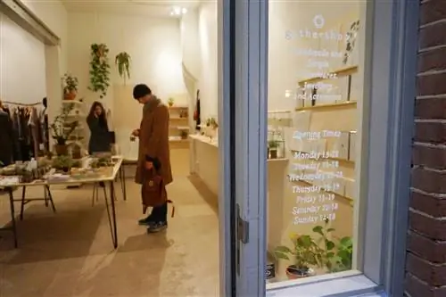 Внешний вид магазина по продаже изделий ручной работы