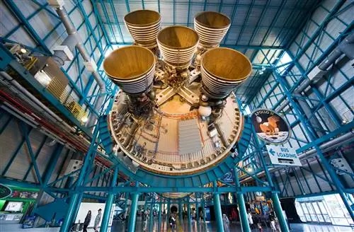 Ракета Saturn 5 в Космическом центре Кеннеди, Флорида