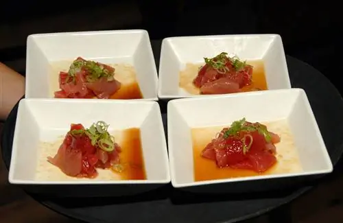 Особенности - SugarFISH Brentwood Grand Opening Party