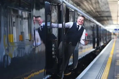 Марк Донеган ждет первых клиентов, которые прибудут на борт Belmond Grand Hibernian.
