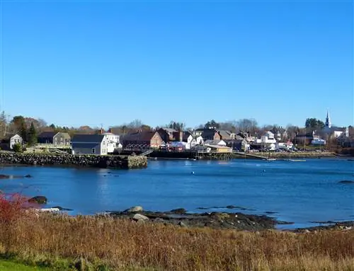 Особенности - Damariscotta-Maine-harbour-view-534d08626ee9