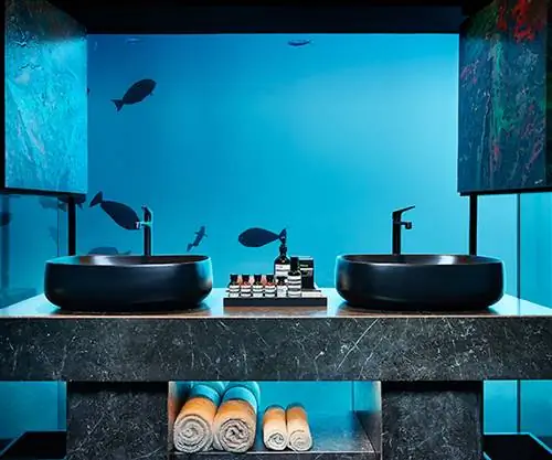 Подводная ванная комната в Muraka Suite в Conrad Maldives Остров Рангали, Мальдивы