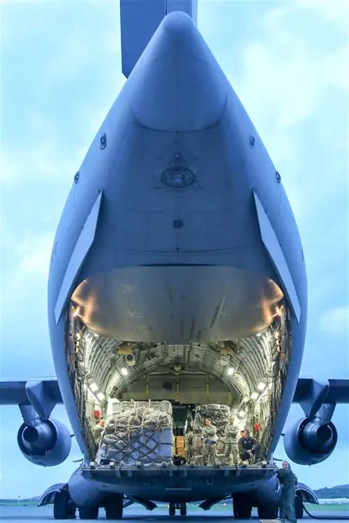 Особенности - Флорида начинает подготовку к урагану Ирма