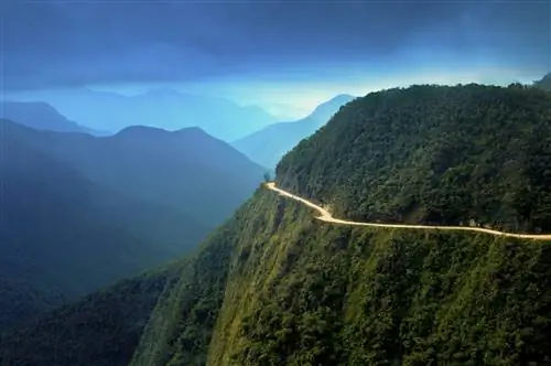 Особенности - Самая опасная дорога в мире, Боливия