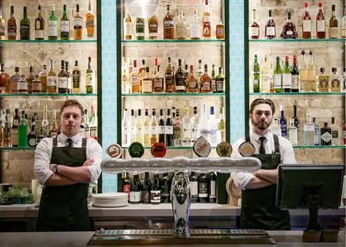 Бармены в Jones & Co, Канберра