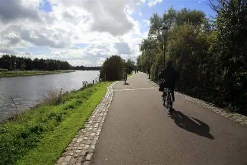 Лаган Белфаст на велосипеде