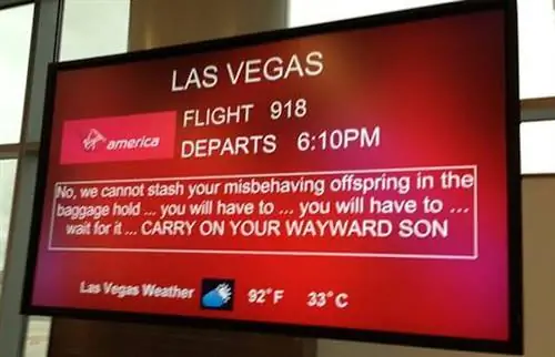 Сотрудник Virgin America делится забавными сообщениями, которые он отправляет ожидающим пассажирам