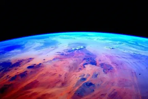 Прекрасные кадры года в космосе, когда астронавт Скотт Келли возвращается на Землю