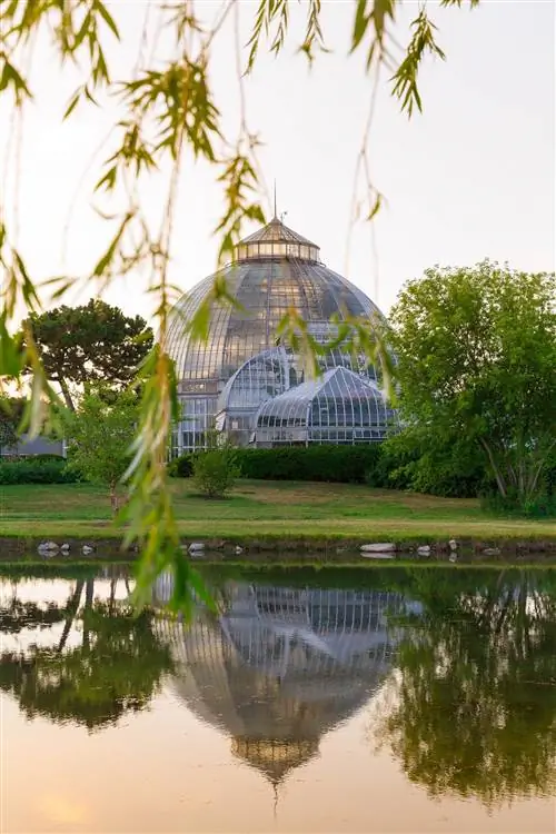 Детройтский ботанический сад Belle Isle в Мичигане на закате; Код Shutterstock 453546997