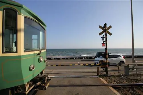 Поезд линии Эноден, Камакура