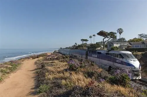 Пропустите автостраду и исследуйте Южную Калифорнию на поезде