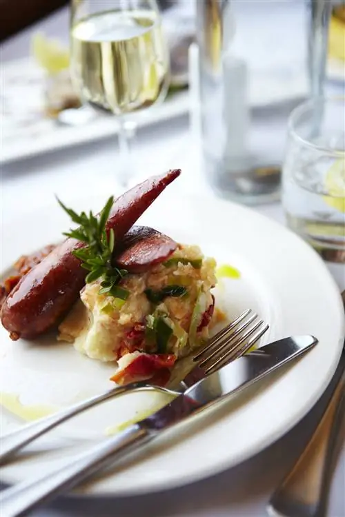 еда в индийско-тихоокеанском поезде