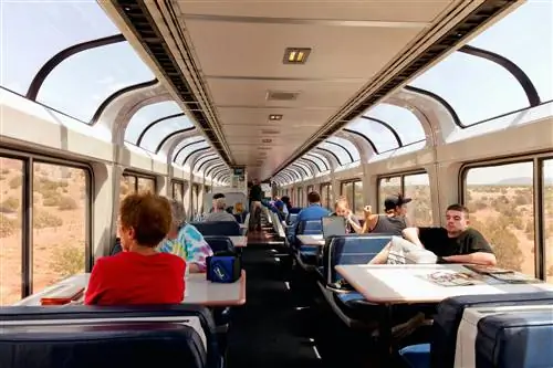Лас-Вегас, Нью-Мексико, США. Поездка на поезде по Amtrak Southwest Super Chief