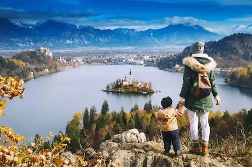 Каждый посетитель найдет что-то для себя в любое время года в Словении