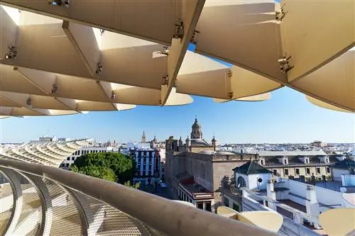 Наблюдение за старой Севильей от Metropol Parasol.