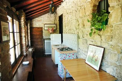 Деревенская кухня итальянской виллы